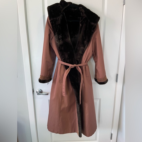 Forecaster of Boston Jackets & Blazers - Vintage Forecaster of BostonWater Resistant Mauve Hooded Coat Faux Fur Lining